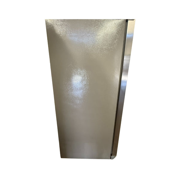 Frigidaire 25.6 cu ft Side-by-Side Refrigerator, Stainless, External Water/Ice Dispenser (GRSS2652AF)