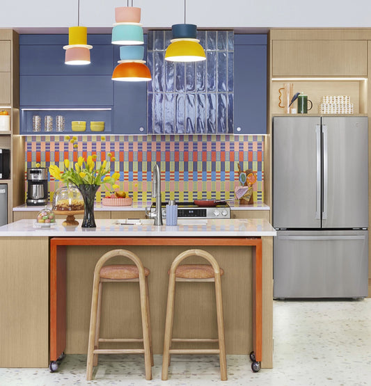 GE 27 cu. ft. French Door Refrigerator, Stainless Steel, Internal Water/Ice Dispenser (GNE27JYMFS)