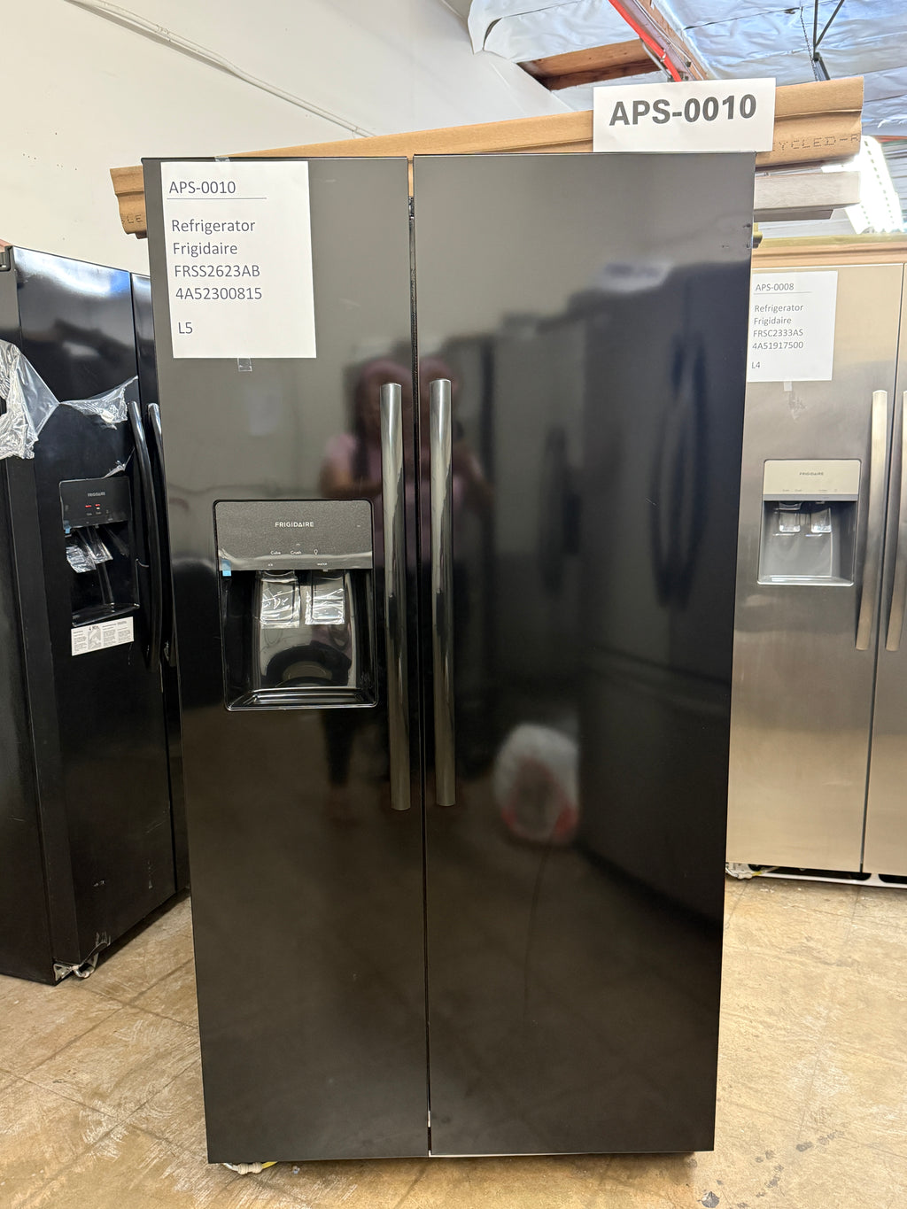 Frigidaire 25.6 cu ft Side-by-Side Refrigerator, Black, External Water/Ice Dispenser (FRSS2623AB)