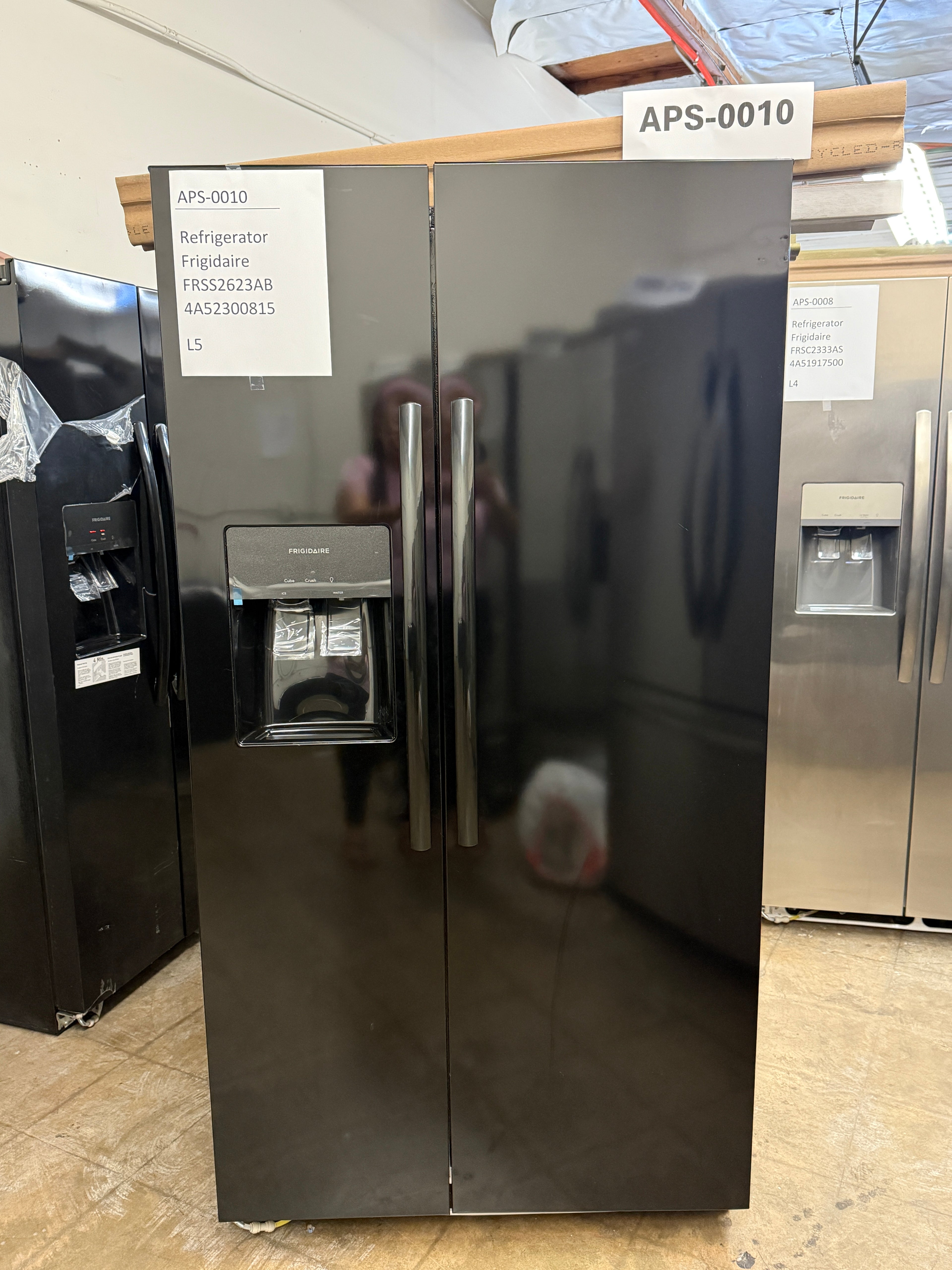 Frigidaire 25.6 cu ft Side-by-Side Refrigerator, Black, External Water/Ice Dispenser (FRSS2623AB)