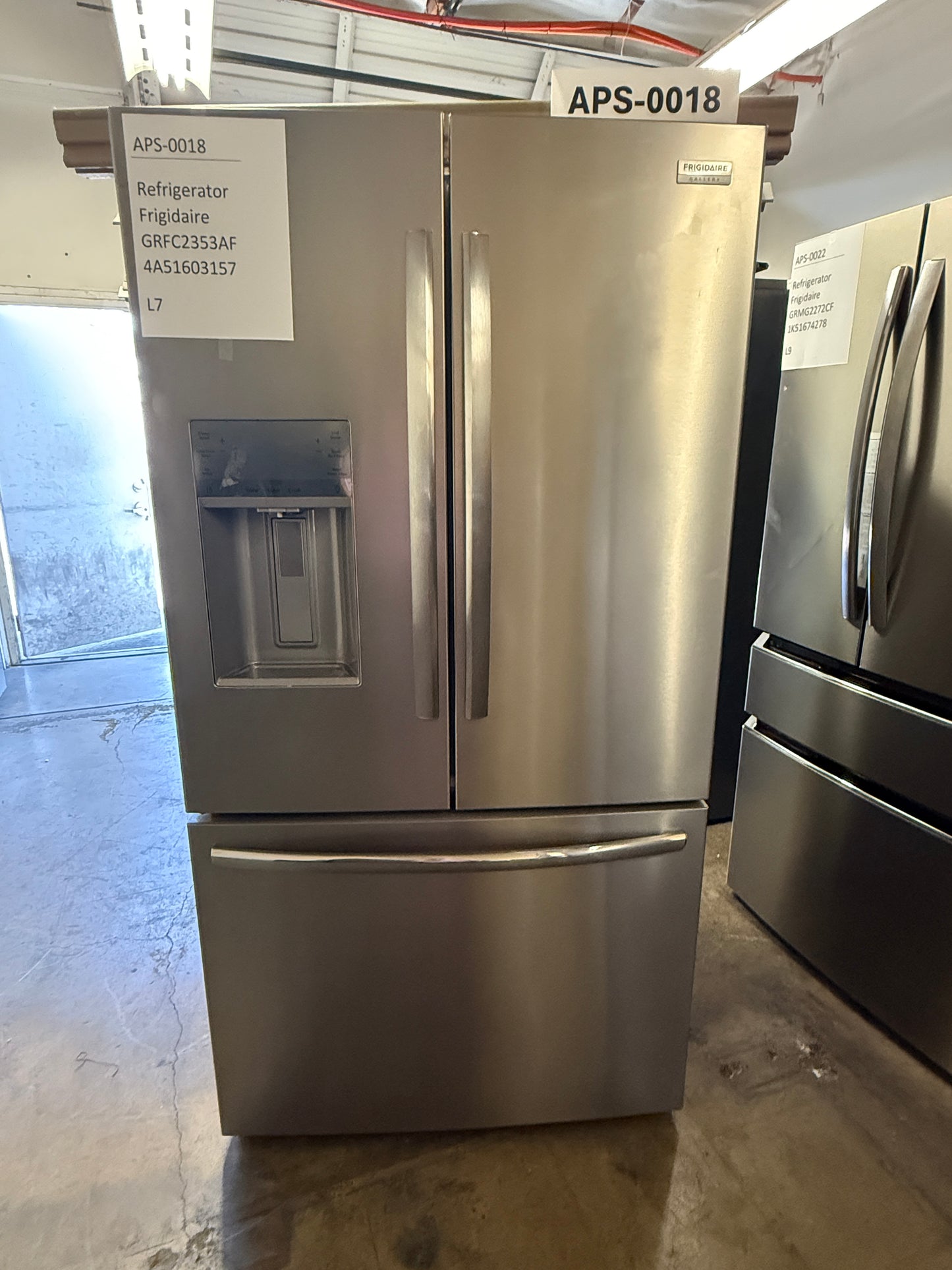 Frigidaire 22.6 cu ft French Door Refrigerator, Stainless, Ice Maker, Adjustable Shelves (GRFC2353AF)