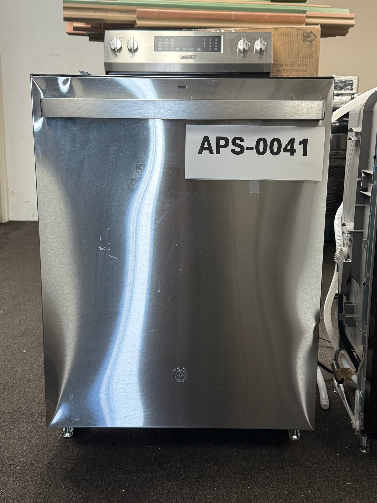 GE 24" Dishwasher, Stainless, Adjustable Racks, Quiet Operation (GDT650SYVFS)