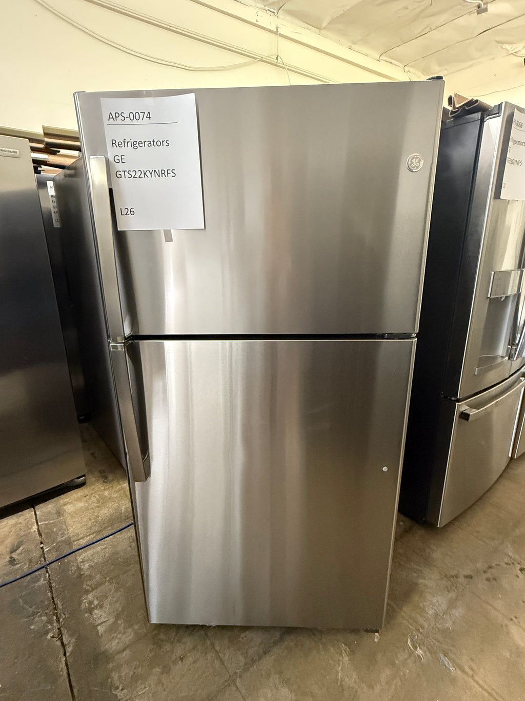 GE 21.9 cu. ft. Top-Freezer Refrigerator, Stainless Steel, Adjustable Shelves + LED Lighting (GTS22KYNRFS)