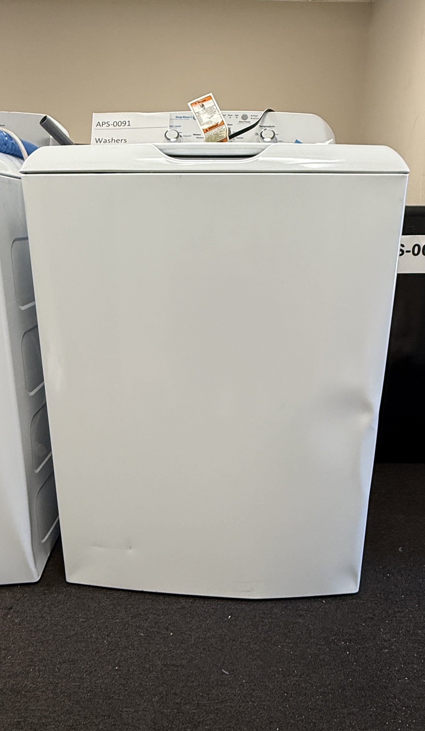 GE Washer + Dryer Set, White, 4.0 cu. ft. Top Load + 6.2 cu. ft. Dryer (GTW325ASWWW + GTX33EASKWW)