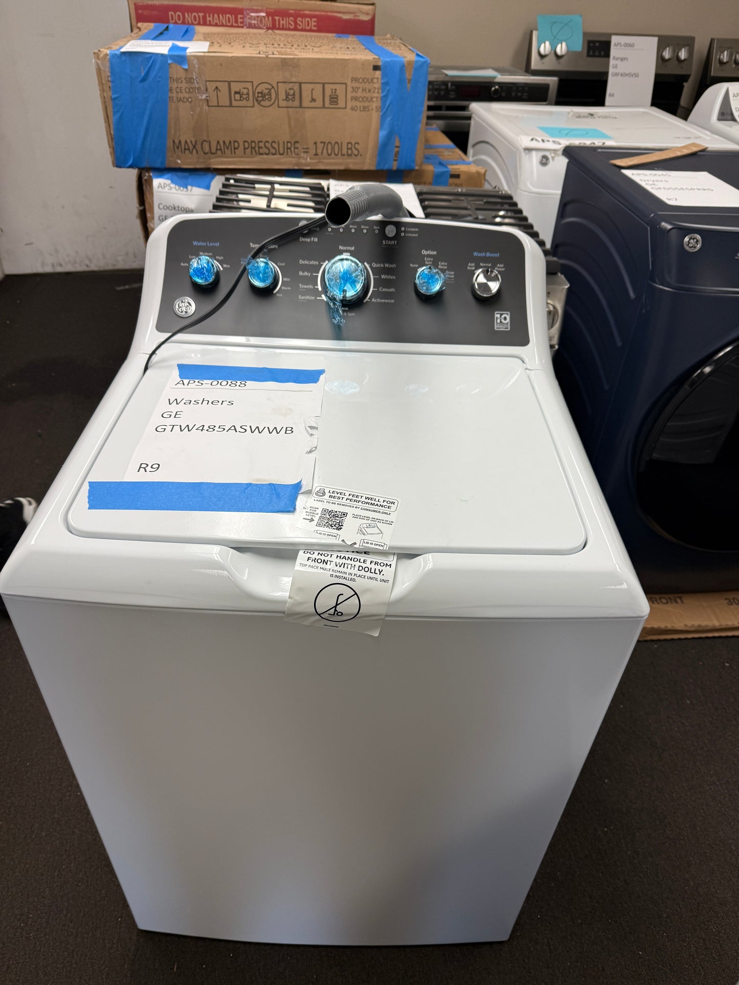 GE 4.5 cu. ft. Top Load Washer, White, Deep Fill + Multiple Wash Cycles (GTW485ASWWB)
